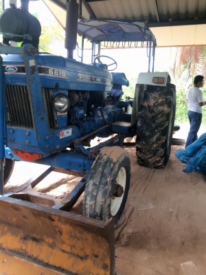 ขายรถไถ FORD รุ่น6610  380000 บาท