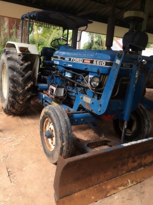 ขายรถไถ FORD รุ่น6610  380000 บาท