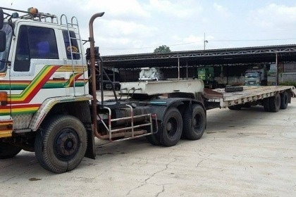 ขายรถบรรทุก 18 ล้อหัวลากพร้อมหางโลเบต ISUZU ROCKY 240 แรงม้าโค๊ชK หางโลเบตอู่ ทวีทรัพย์ 2 เพลา ราคา 950000