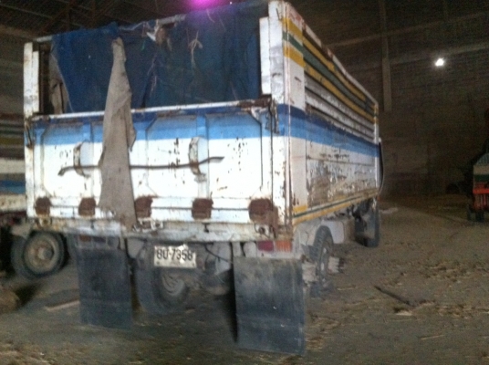 ขายรถบรรทุก 10 ล้อดัมพ์เพลาเดียว ISUZU JCM เครื่อง 175 แรงม้า ราคา 300000