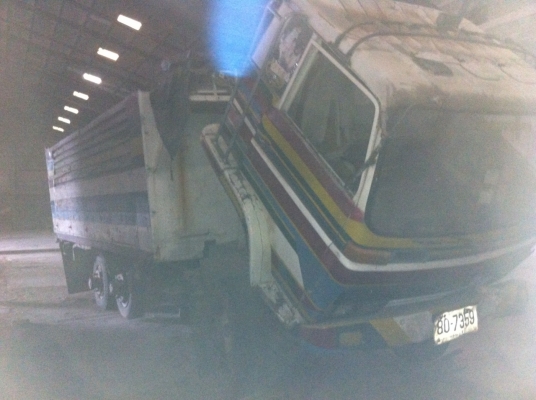 ขายรถบรรทุก 10 ล้อดัมพ์เพลาเดียว ISUZU JCM เครื่อง 175 แรงม้า ราคา 300000