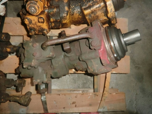 ขายหัวมอเตอร์ เบอร์ 40 คายาบา 40,90 kamatsu