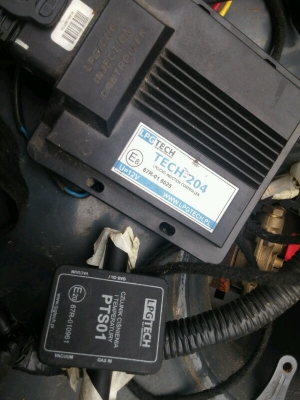 ขายชุดแก็สหัวฉีดรถยนต์ LPG ถังโดนัท54L