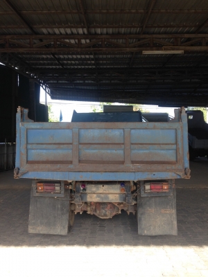 หกล้อ อีซูซุ NPR115 สั่งลุย ดั้ม5คิว สภาพดีพร้อมลุย ทะเบียนพร้อมโอน ราคา 390,000บ แบบเบาๆ หกล้อ อีซูซุ NPR115 สั่งลุย ดั้ม5คิว สภาพดีพร้อมลุย ทะเบียนพร้อมโอน ราคา 390,000บ แบบเบาๆ