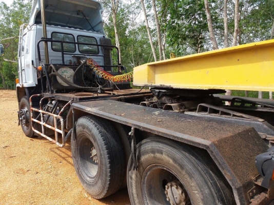 ขายหัวลาก 240 แท้พร้อมหางโลเบส พร้อมใช้ทะเบียนไม่ขาด หางปี39 ครับ