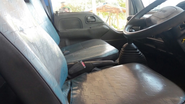 ขาย6ล้อ130แรงปี48รถห้างแท้ยาว4.3ม ขาย6ล้อ130แรงปี48รถห้างแท้ยาว4.3ม