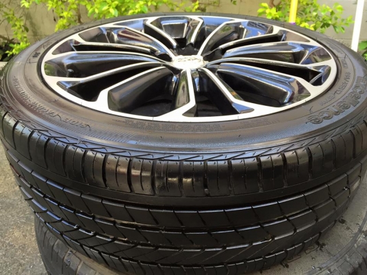 ล้อ toyota New altis พร้อมยาง 215/45/ขอบ17 5รู100