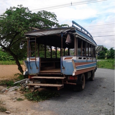 รถสองแถวโบราณข