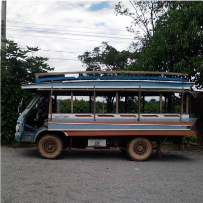 รถสองแถวโบราณข รถสองแถวโบราณข