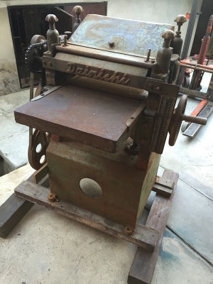 เครื่องรีดไม้ ยี่ห้อ Dainichi เครื่องรีดไม้ ยี่ห้อ Dainichi