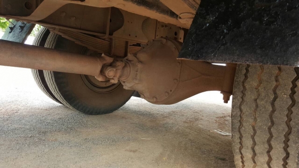 ขายดาวน์ HINO MEGA FC9J ปี 56 กระบะยาว 5.50 เมตร เครื่องเดิม JO5E 145 แรงม้า เกียร์เดิม คัสซีสวยตลอดเส้น ภายในสวย เปลี่ยนสัญญา ส่งต่อได้เลยครับ