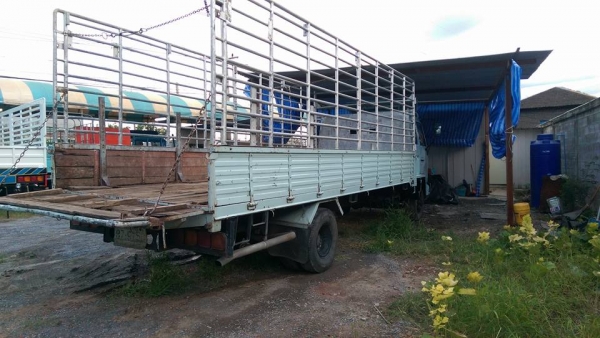 6ล้อร๊อกกี้175แรง ยาว 6.10 ยาง 8.25 รถประกอบ ขับง่าย เครื่องดี ราคาต่อรองได้