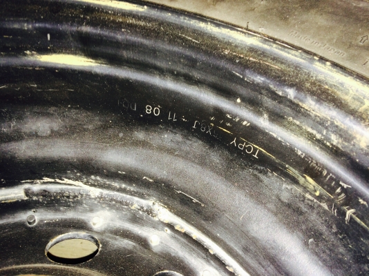 ขายล้อกระทะTCPY 15x8 มี4วงพร้อมยาง35แต่ยางมี3เส้นขายตามสภาพ