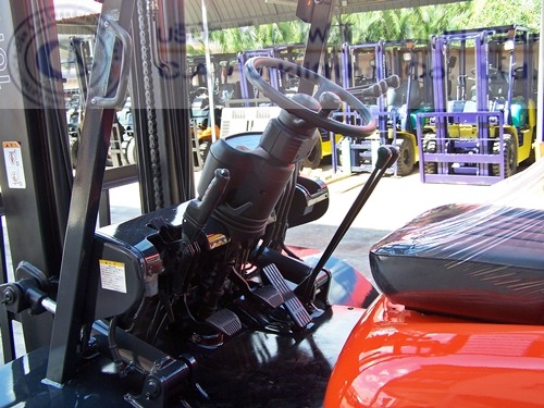 ขายรถ โฟล์คลิฟท์ TOYOTA รุ่น 6FD30