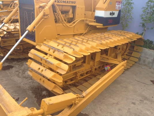 ขายKOMATSU D2-6 PL สภาพสวย พร้อมใช้งานเครื่องดี ช่วงล่างดี ใบแทร็คเต็ม