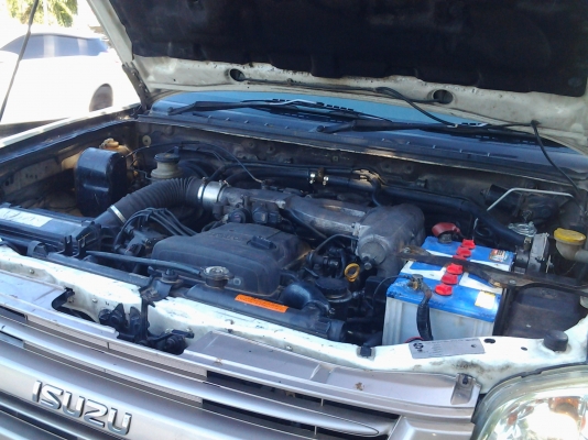 ISUZU D-MAX เครื่องแน่น ราคาสวย ไม่มีผุ สภาพพร้อมใช้งาน