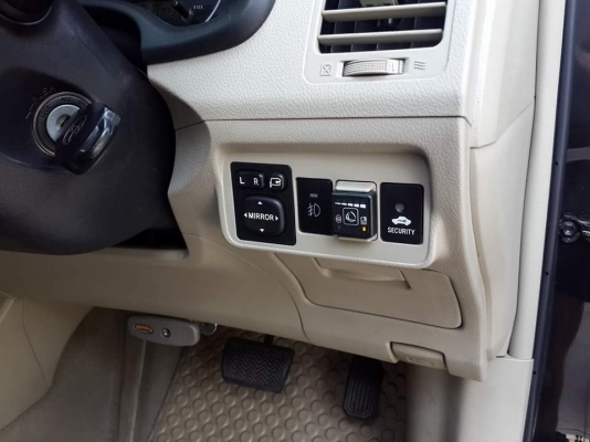 ขายรถเก๋ง TOYOTA COROLLA ALTIS 1.6 (E) CNG โรงงาน