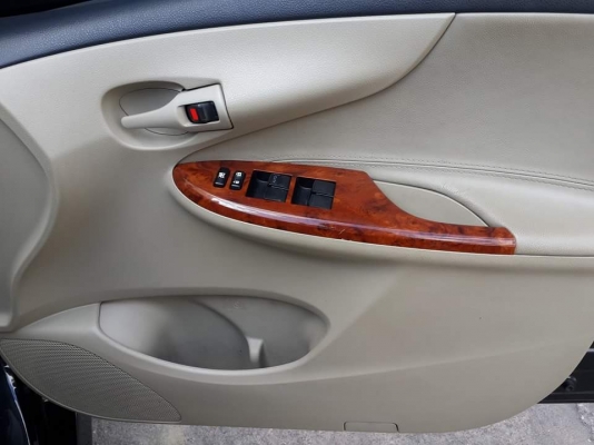 ขายรถเก๋ง TOYOTA COROLLA ALTIS 1.6 (E) CNG โรงงาน