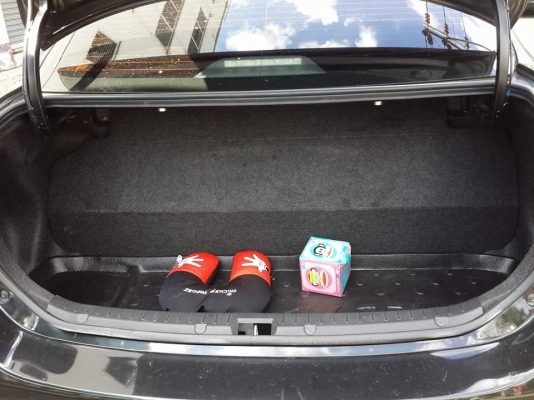 ขายรถเก๋ง TOYOTA COROLLA ALTIS 1.6 (E) CNG โรงงาน