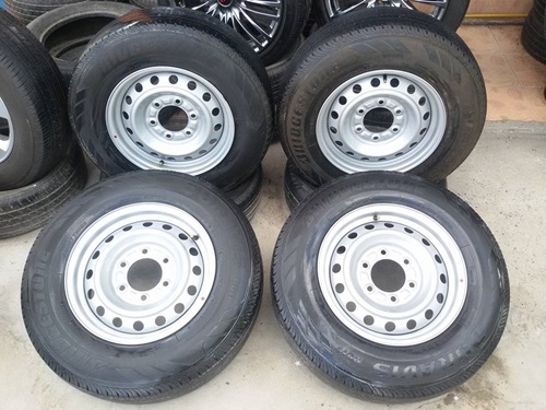 ขายล้อกะทะ15 6รู ยาง195R15  4 ล้อ 4000