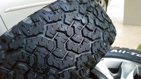 ล้อวีโก้ขอบ 16 พร้อมยาง