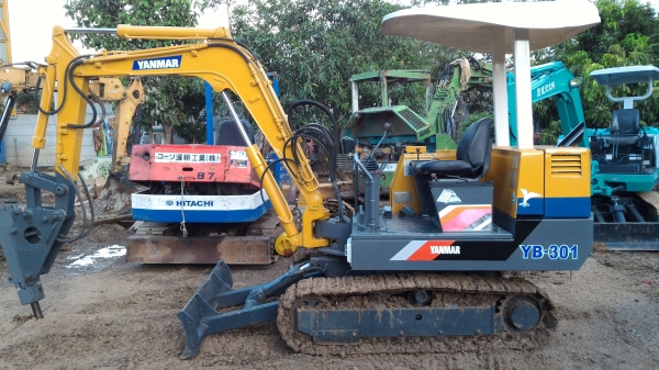 ขายรถขุดหัวกระแทก YANMAR YB-301 เครื่อง 3 สูบ เครื่ิงดีปั้มดี เป็นรถเก่านอกมีเอกสารพร้อม สภาพพร้อมใช้งาน ราคา 330,000 บาท สนใจติดต่อ 083-3436937 line:mjkodream