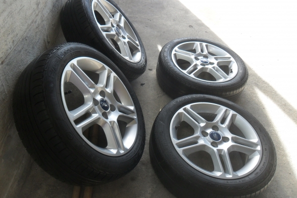 ล้อแม็ก 16นิ้ว 4รู100 ฟอด พร้อมยาง สวยๆ 4 ล้อ ราคา 5700 บาท ล้อแม็ก 16นิ้ว 4รู100 ฟอด พร้อมยาง สวยๆ 4 ล้อ ราคา 5700 บาท