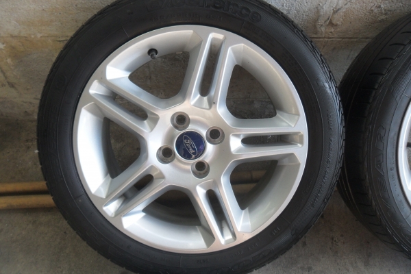 ล้อแม็ก 16นิ้ว 4รู100 ฟอด พร้อมยาง สวยๆ 4 ล้อ ราคา 5700 บาท ล้อแม็ก 16นิ้ว 4รู100 ฟอด พร้อมยาง สวยๆ 4 ล้อ ราคา 5700 บาท