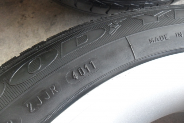 ล้อแม็ก 16นิ้ว 4รู100 ฟอด พร้อมยาง สวยๆ 4 ล้อ ราคา 5700 บาท ล้อแม็ก 16นิ้ว 4รู100 ฟอด พร้อมยาง สวยๆ 4 ล้อ ราคา 5700 บาท