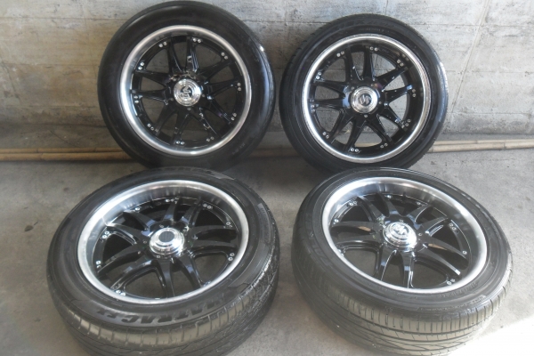 ล้อแม็ก 18นิ้ว 6รู พร้อมยาง สวยๆ 4 ล้อ 8500 บาท