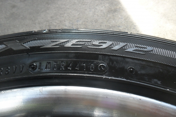 ล้อแม็ก 18นิ้ว 6รู พร้อมยาง สวยๆ 4 ล้อ ราคา 8500 บาท