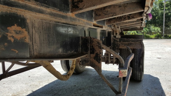 ขายหางพ่วง  สามมิต  2  เพลา. ปี 50    สนใจติดต่อ  081 - 6079515