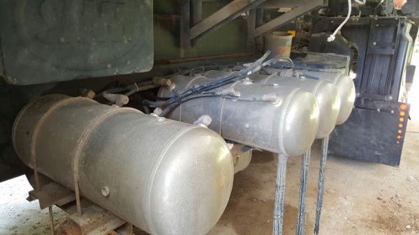 รถอีซูซุ 10 ล้อดั้ม FXZ 360 แรงม้า. ปี 56    สนใจติดต่อ  081 - 6079515