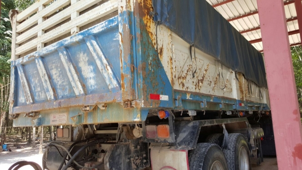 รถอีซูซุ 10 ล้อดั้ม FXZ 360 แรงม้า. ปี 56    สนใจติดต่อ  081 - 6079515