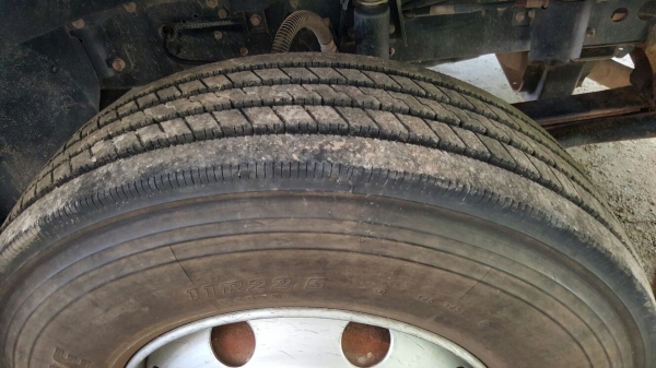 รถอีซูซุ 10 ล้อดั้ม FXZ 360 แรงม้า. ปี 56    สนใจติดต่อ  081 - 6079515