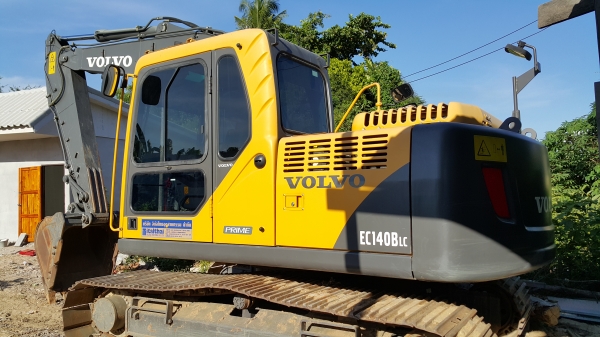 ขายด่วน VOLVO EC140BLC รถใหม่ 399 ชม รถ14เดือน