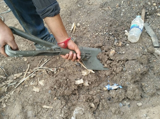 ขาย พลั้วสนาม เหล็กอย่างดี พับเก็บได้ พกพาสะดวก เป็นได้ทั้ง พลั้ว และจอบ ของใหม่ นำเข้า ขาย พลั้วสนาม เหล็กอย่างดี พับเก็บได้ พกพาสะดวก เป็นได้ทั้ง พลั้ว และจอบ ของใหม่ นำเข้า