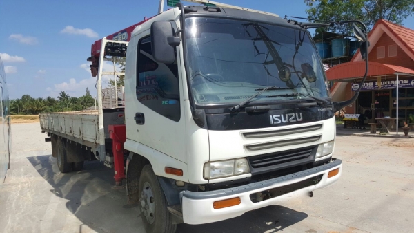 รถอิซูซุ 6 ล้อ ติดเครน FRR 200 แรงม้า  ปี 54.    สนใจติดต่อ  081 - 6079515