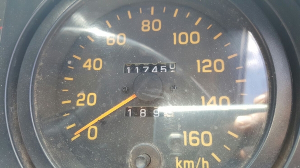 รถอิซูซุ 6 ล้อ ติดเครน FRR 200 แรงม้า  ปี 54.    สนใจติดต่อ  081 - 6079515