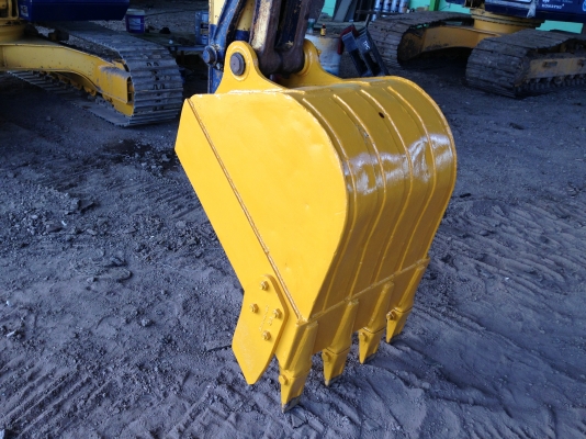 KOMATSU PC120-5 สภาพสวยมากๆ ใช้งานแค่ 4222 ชม.หากต้องการรูปเพิ่มเติมติดต่อได้ครับ สนใจติดต่อโดยตรง 081-4283210