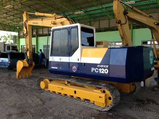 KOMATSU PC120-5 สภาพสวยมากๆ ใช้งานแค่ 4222 ชม.หากต้องการรูปเพิ่มเติมติดต่อได้ครับ สนใจติดต่อโดยตรง 081-4283210
