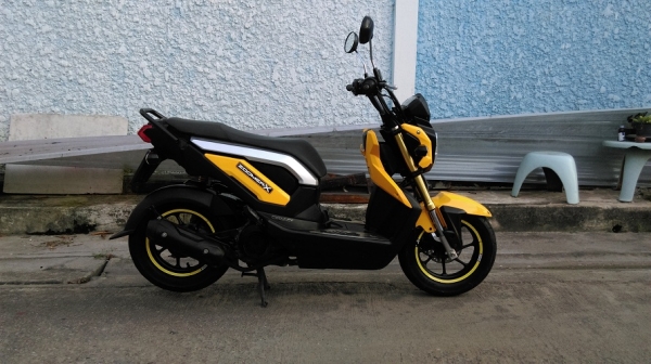 Zoomer x รถบ้านแท้ๆ เจ้าของคนเดียว  เล่มชุดโอนครบ ภาษีพรบไม่ขาด