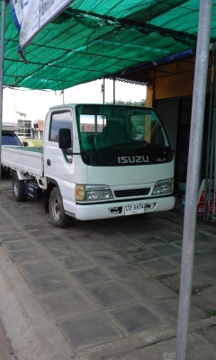 ขายISUZU 4ล้อเล็ก เครื่อง 4JB1  88 แรง  เพาว์เวอร์