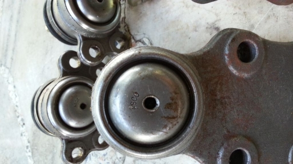 ขายลูกหมาก isuzu dragon และ tfr ของใหม่ชุดละ 1000 พร้อมส่ง