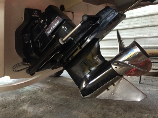 ขายเรือBayliner215 ปี2012 วิ่งน้อย สภาพใหม่มาก