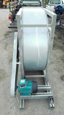 ======== Sold Out!! ======== โบวเวอร์ NICOTRA ตัวใหญ่ ใบพัด 30" สูง 140 cm. 5 HP. 380V. สภาพใหม่คล้ายป้ายแดง!! โทร 089-2499-123 นครปฐม