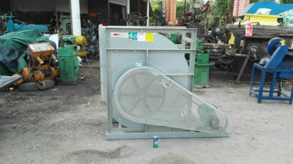 ======== Sold Out!! ======== โบวเวอร์ NICOTRA ตัวใหญ่ ใบพัด 30" สูง 140 cm. 5 HP. 380V. สภาพใหม่คล้ายป้ายแดง!! โทร 089-2499-123 นครปฐม