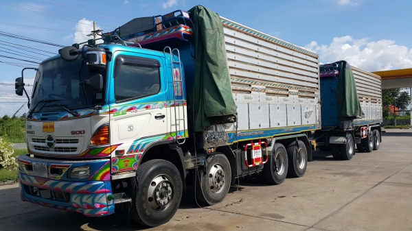 ขายรถพ่วง 24 ล้อ แม.ลูก กระบะเนียมคอกเกษตรดั้ม อู่.พิรุณ HINO 344 ปี.56 รถสวย ยางเต็ม วิ้งน้อย ราคา2900000 ต่อรอง ขายรถพ่วง 24 ล้อ แม.ลูก กระบะเนียมคอกเกษตรดั้ม อู่.พิรุณ HINO 344 ปี.56 รถสวย ยางเต็ม วิ้งน้อย ราคา2900000 ต่อรอง