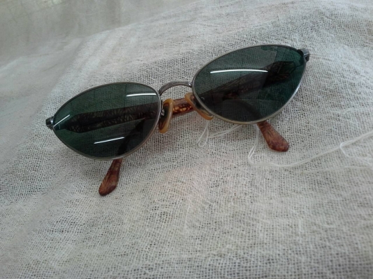 แว่นตาวินเทจแคทอายส์ LES LUNETTES ESSILOR/FRANCE