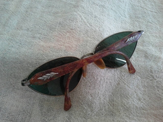 แว่นตาวินเทจแคทอายส์ LES LUNETTES ESSILOR/FRANCE